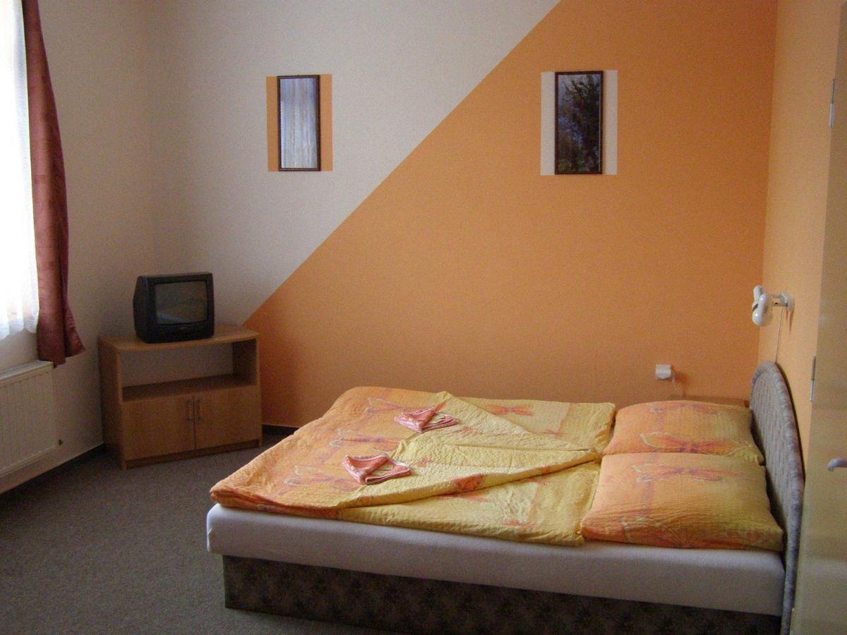 Hotel Morava Jevíčko Habitación foto